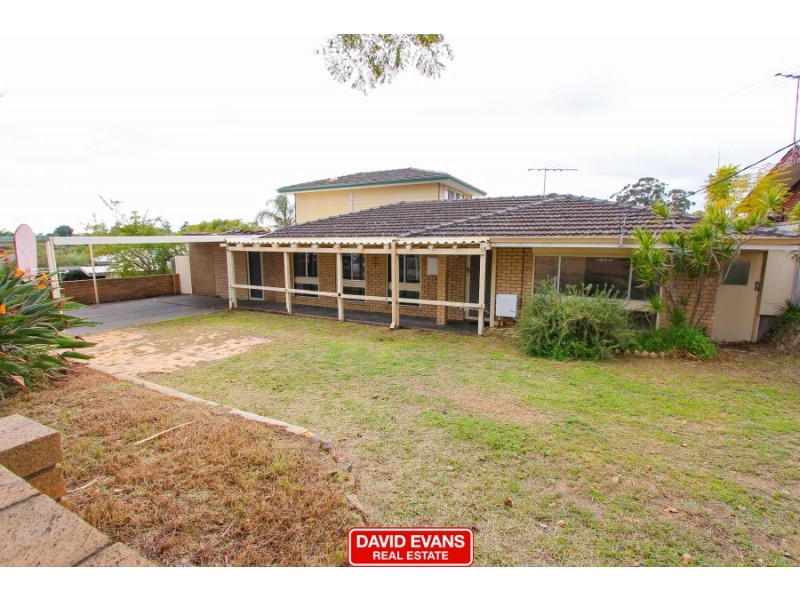 41 Hadleigh Way, Girrawheen WA 6064