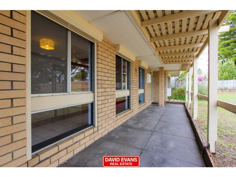 41 Hadleigh Way, Girrawheen WA 6064