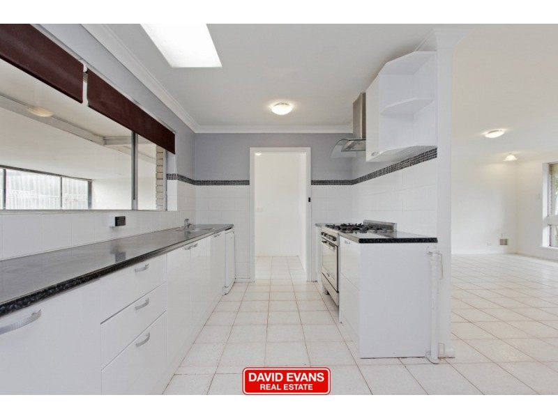 41 Hadleigh Way, Girrawheen WA 6064