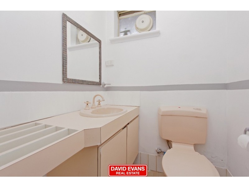 41 Hadleigh Way, Girrawheen WA 6064