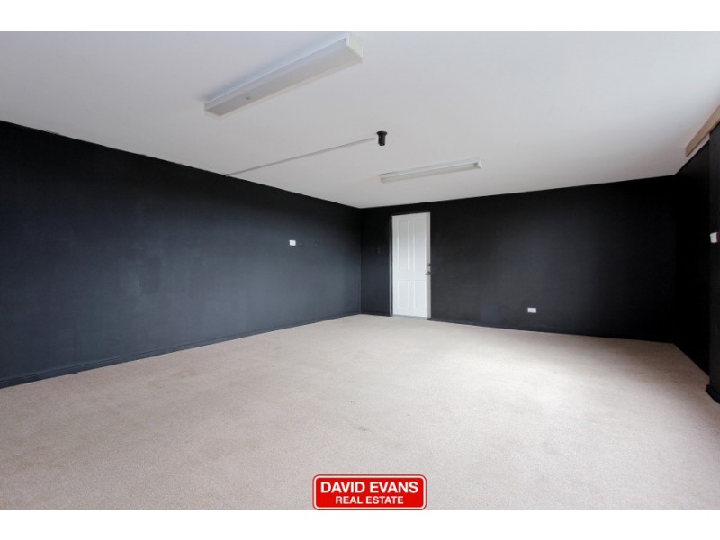 41 Hadleigh Way, Girrawheen WA 6064