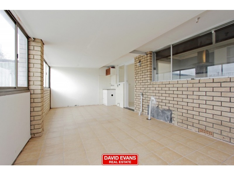 41 Hadleigh Way, Girrawheen WA 6064