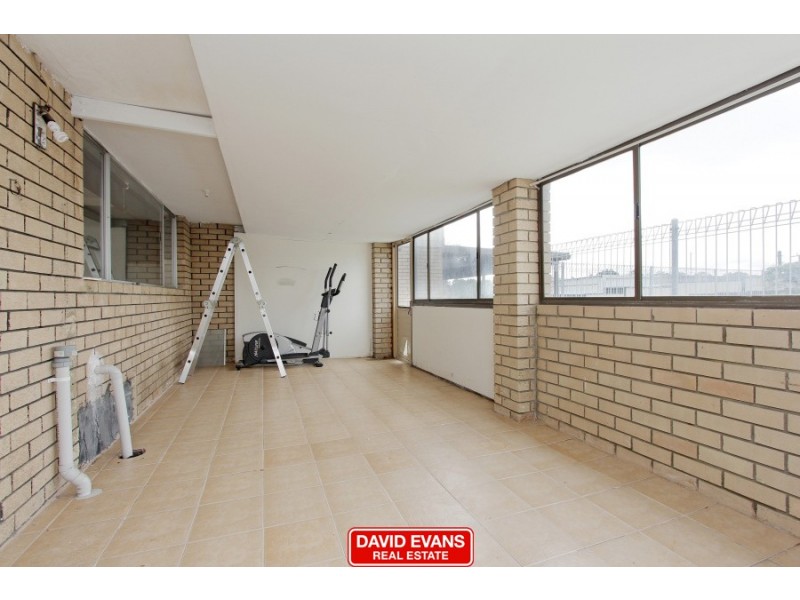 41 Hadleigh Way, Girrawheen WA 6064