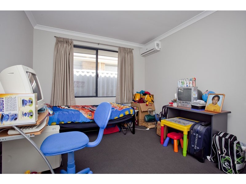 24 Katoomba Place, Belmont WA 6104