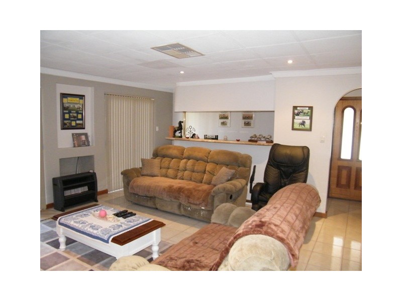 1680 Gnangara Road, Henley Brook WA 6055