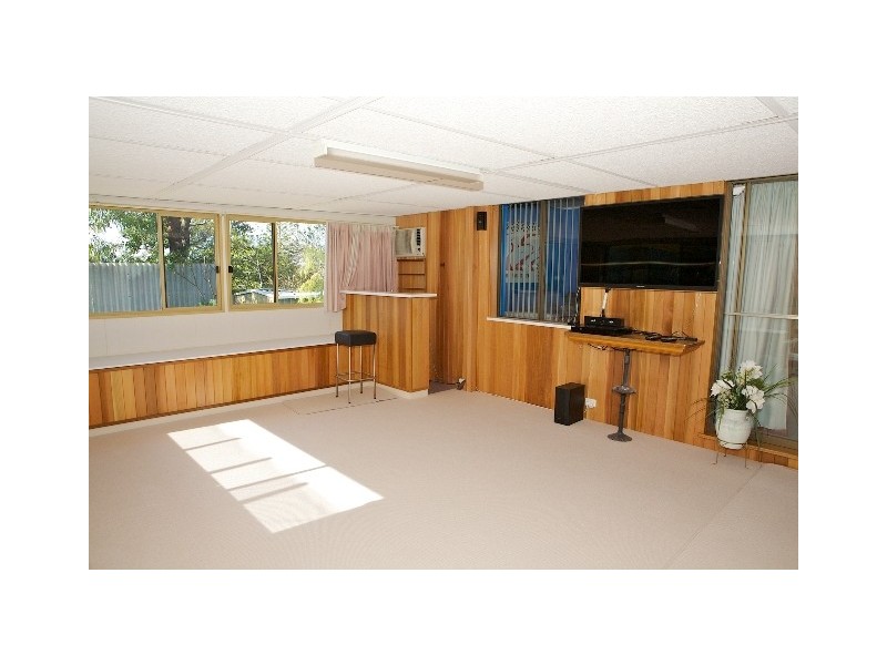 16 Voyage Road, Heathridge WA 6027