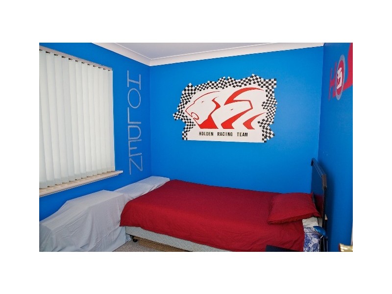 16 Voyage Road, Heathridge WA 6027