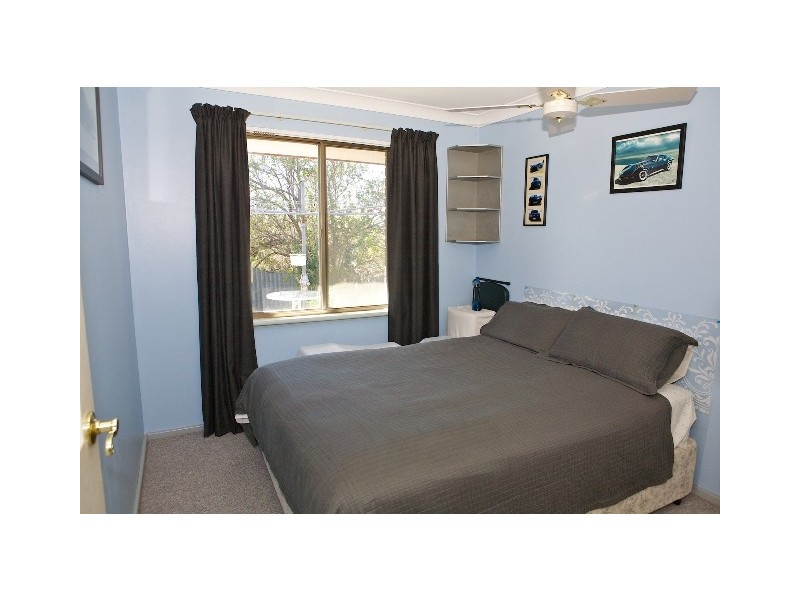 16 Voyage Road, Heathridge WA 6027