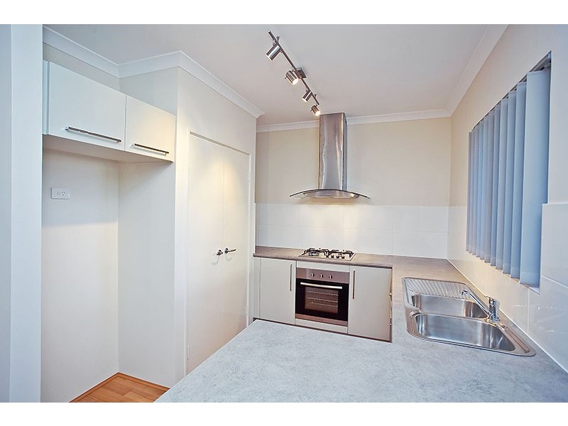 33A Chichester Way, Nollamara WA 6061