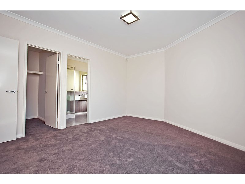 33A Chichester Way, Nollamara WA 6061