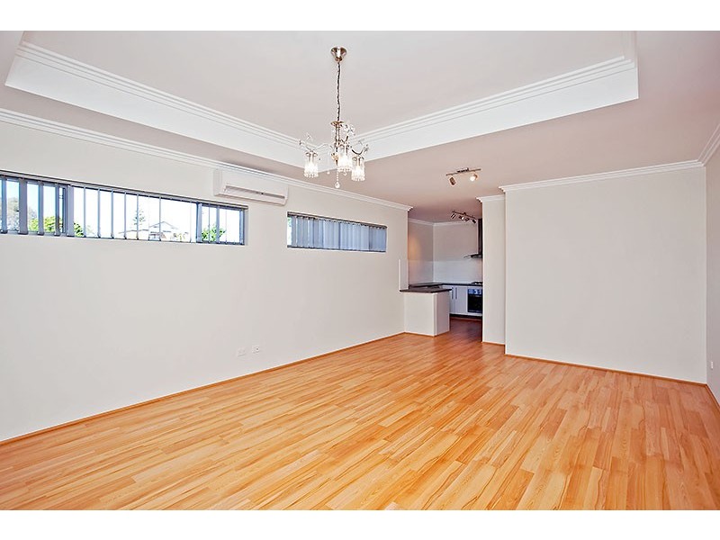 33B Chichester Way, Nollamara WA 6061