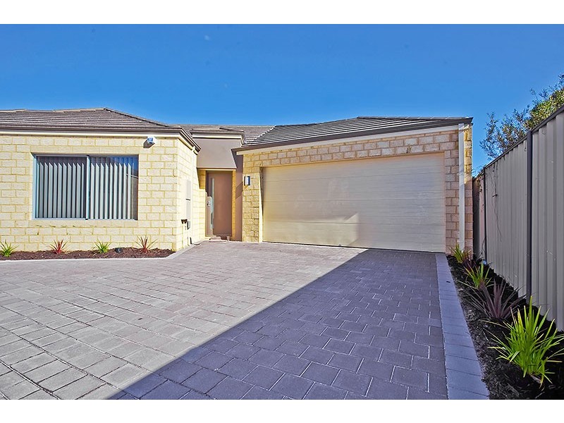 33C Chichester Way, Nollamara WA 6061