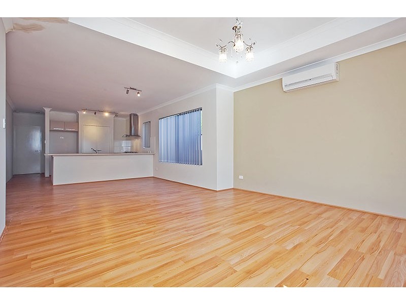 33C Chichester Way, Nollamara WA 6061