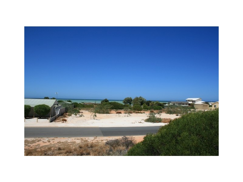 18 Fry Court, Denham WA 6537