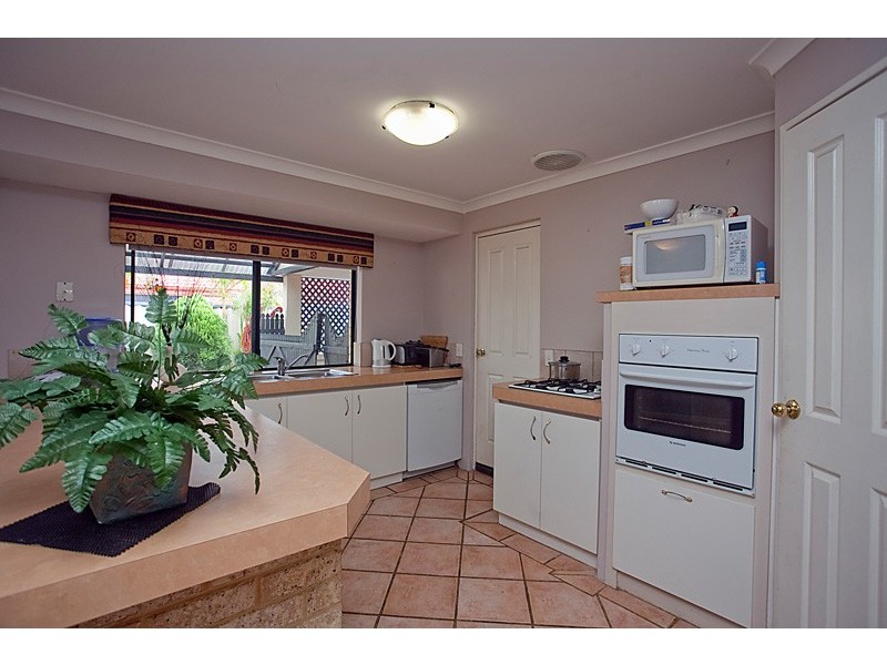 5 Siderno Rise, Hocking WA 6065