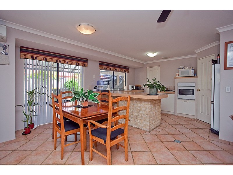 5 Siderno Rise, Hocking WA 6065