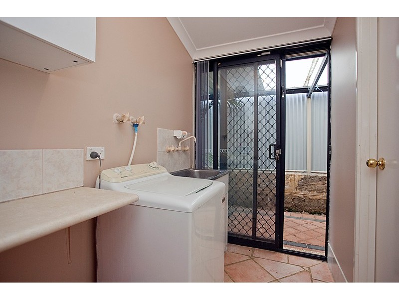 5 Siderno Rise, Hocking WA 6065