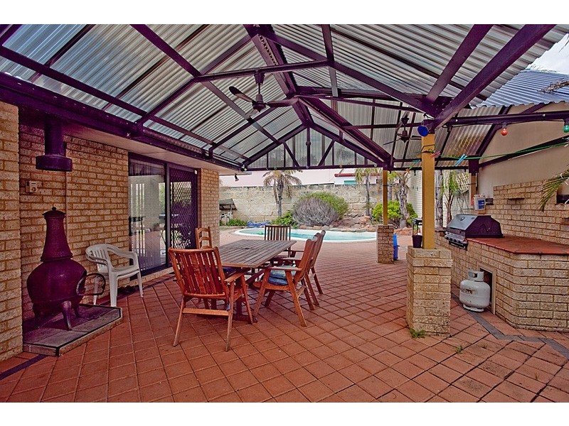 5 Siderno Rise, Hocking WA 6065