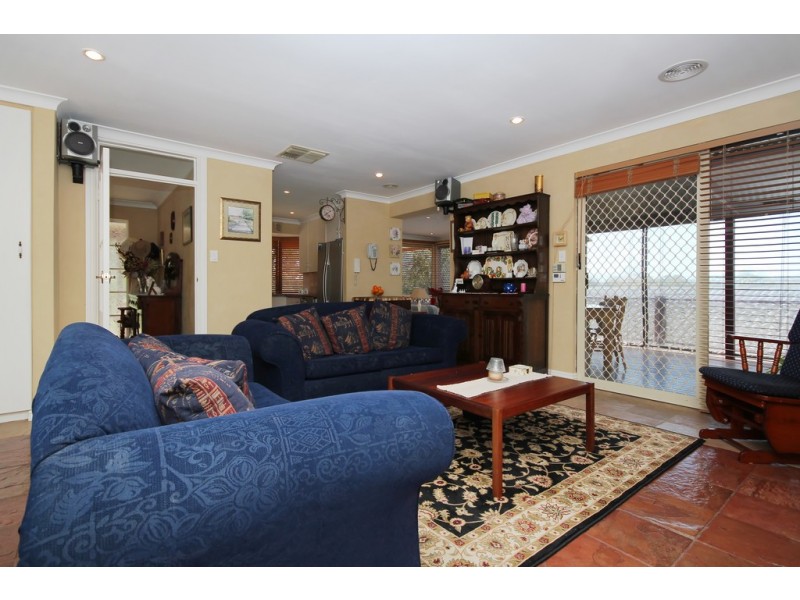 10 Quarry Ramble, Edgewater WA 6027