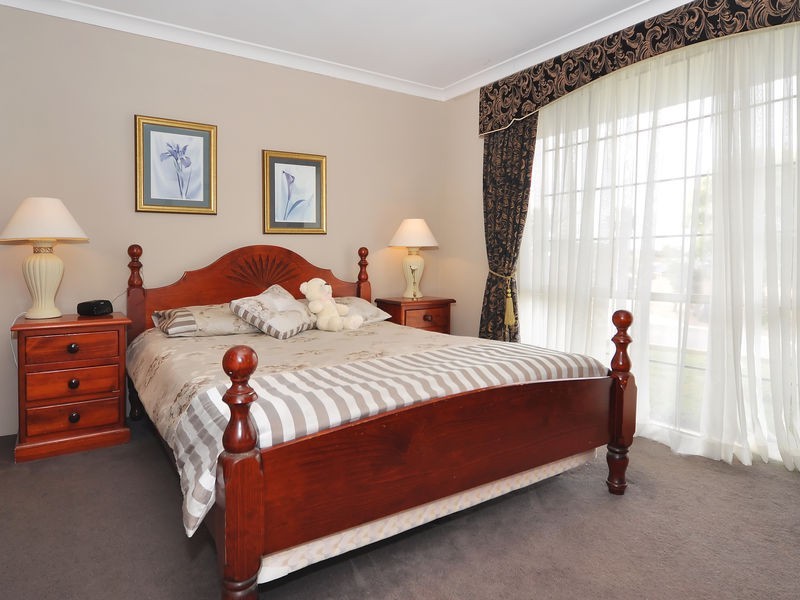 27 Cliffside Trail, Edgewater WA 6027