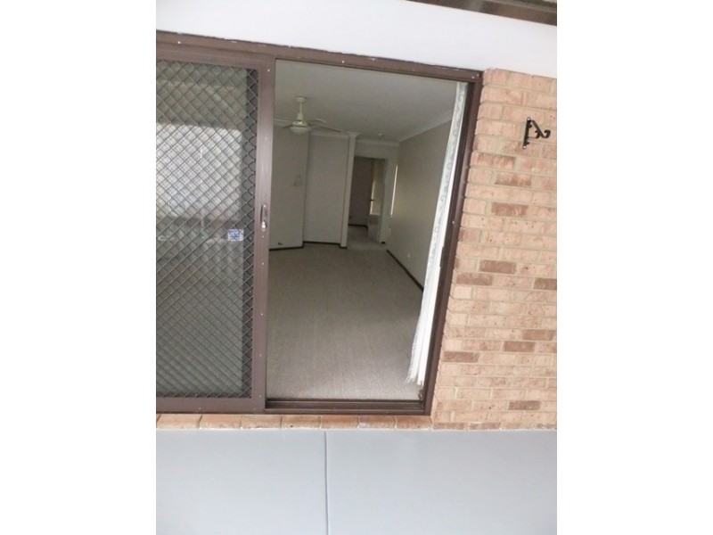 34B Whitworth Avenue, Girrawheen WA 6064