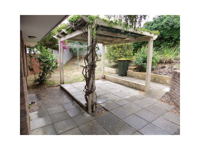 34B Whitworth Avenue, Girrawheen WA 6064