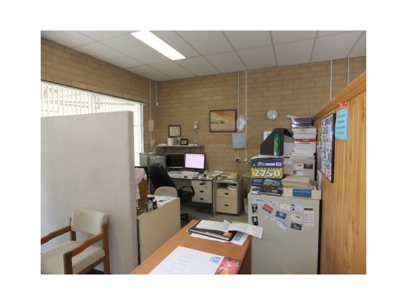 4/1 Irwin Road, Wangara WA 6065