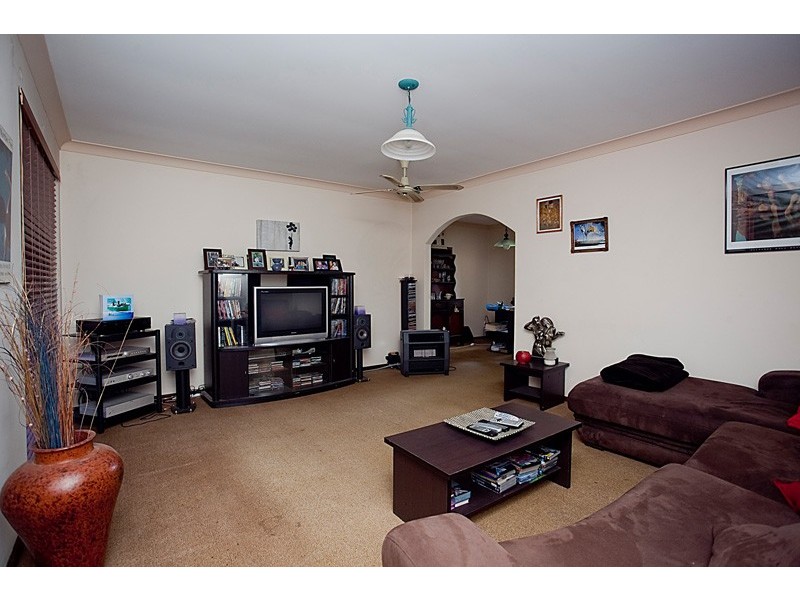 11 Illyarrie Street, Greenwood WA 6024