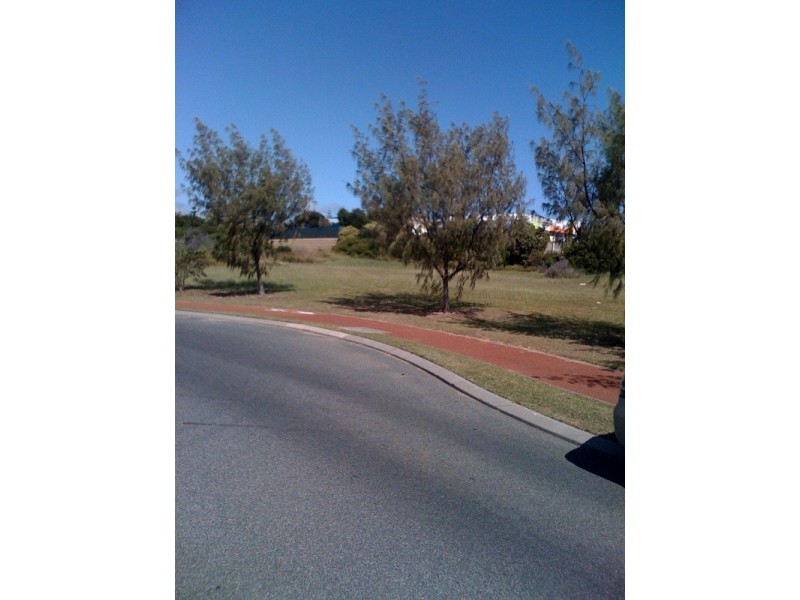 2 Fowey Loop, Mindarie WA 6030