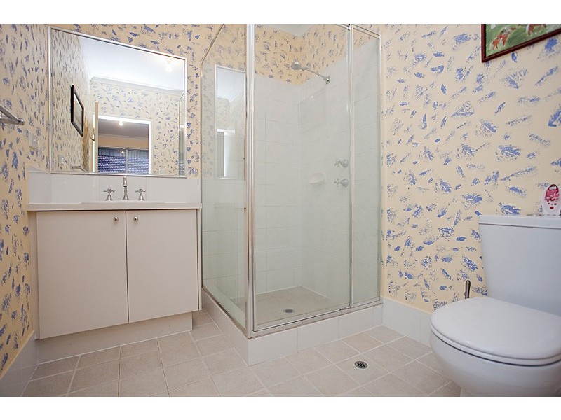 17 Viognier Link, Pearsall WA 6065