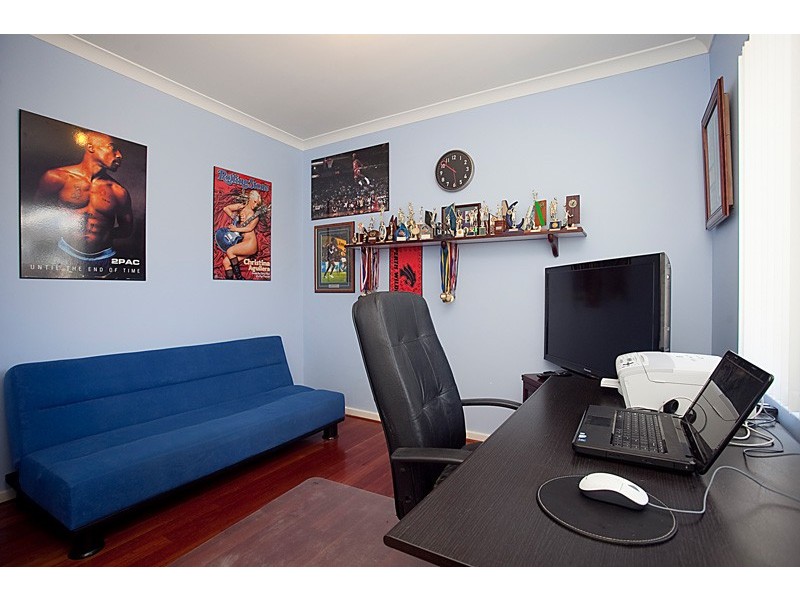 17 Viognier Link, Pearsall WA 6065