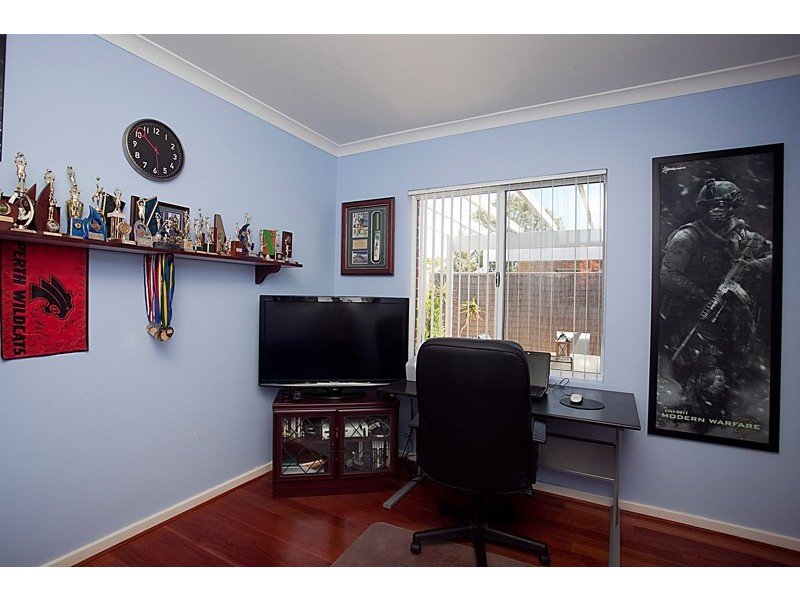 17 Viognier Link, Pearsall WA 6065