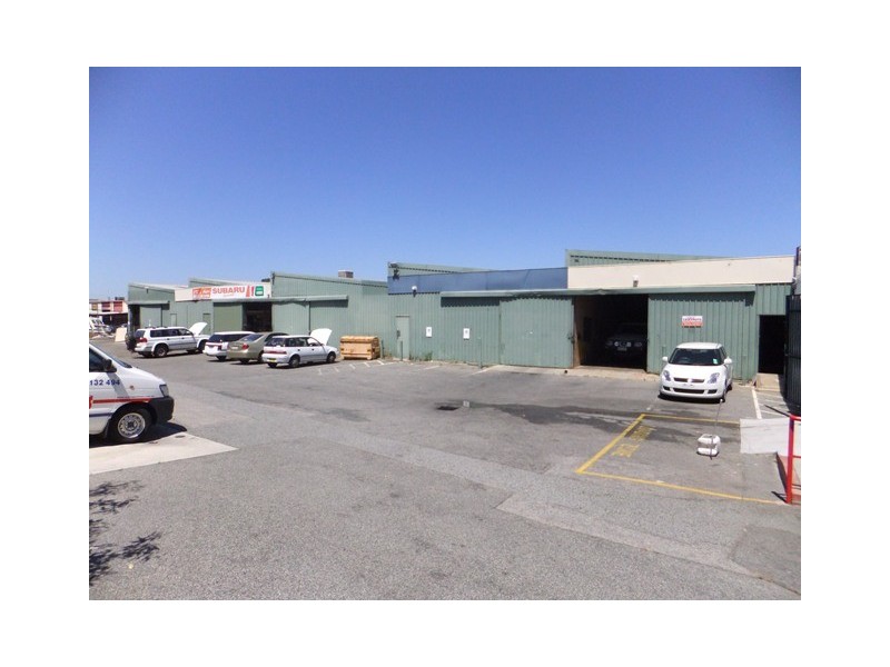 4/18 Buckingham Drive, Wangara WA 6065