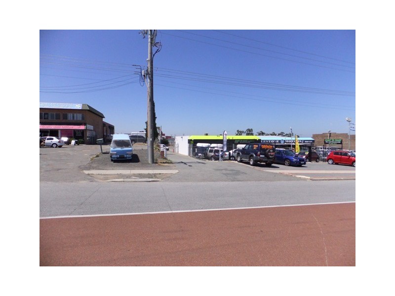 4/18 Buckingham Drive, Wangara WA 6065