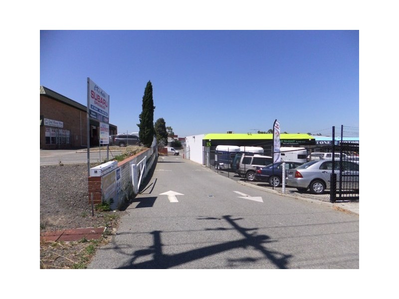 4/18 Buckingham Drive, Wangara WA 6065