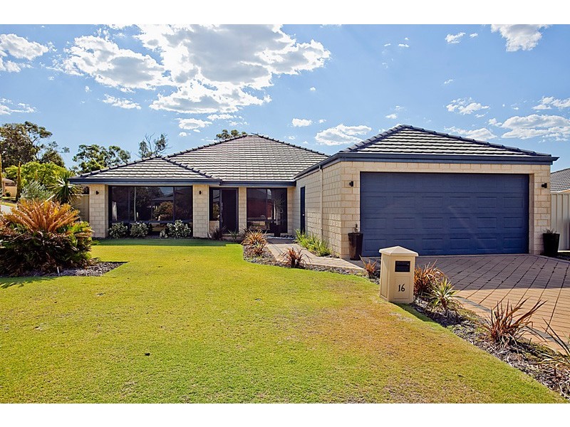 16 Karoo Way, Pearsall WA 6065