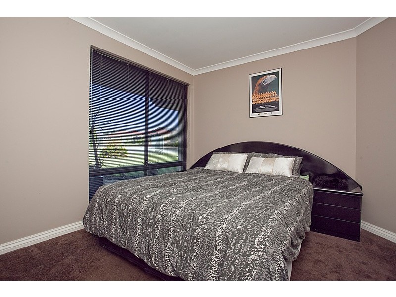 16 Karoo Way, Pearsall WA 6065