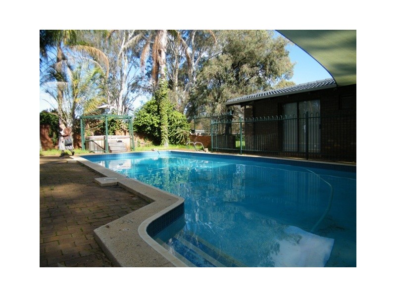 1680 Gnangara Road, Henley Brook WA 6055