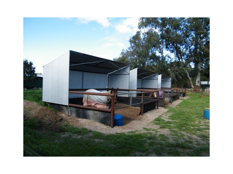 1680 Gnangara Road, Henley Brook WA 6055