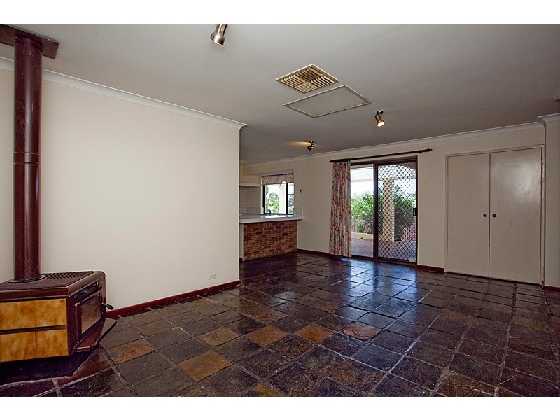 34 Stillwater Way, Edgewater WA 6027