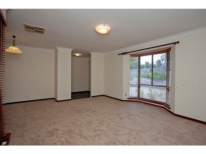 34 Stillwater Way, Edgewater WA 6027