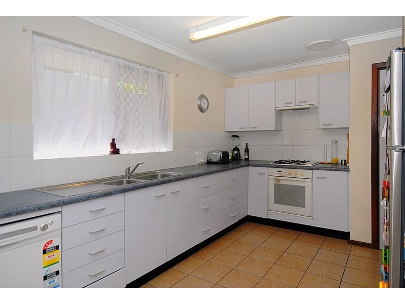 31 Lalina Way, Wanneroo WA 6065