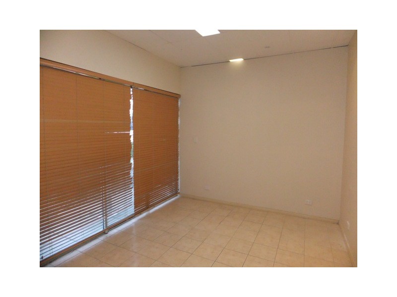 15/1 Irwin Road, Wangara WA 6065