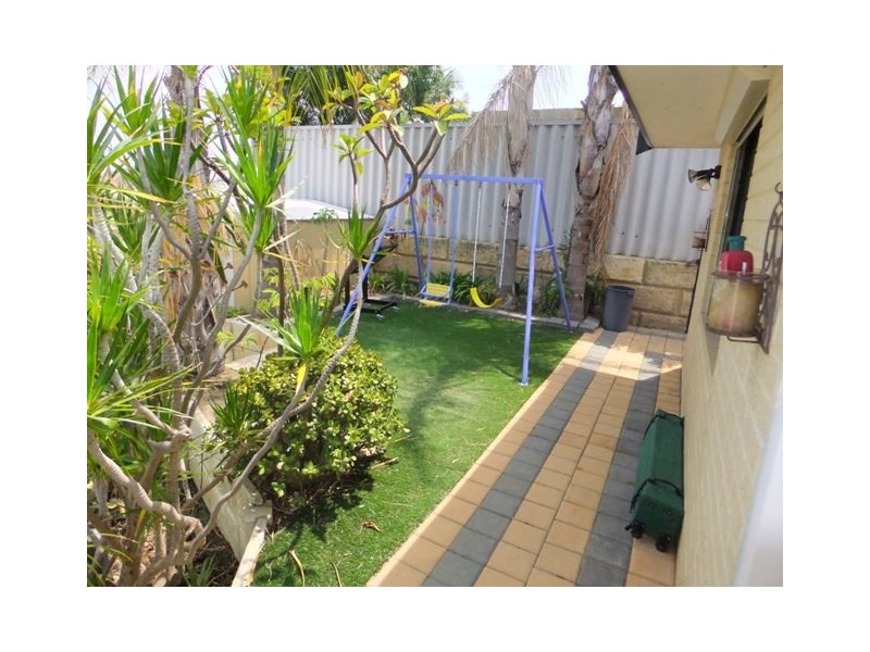 20 Henley Park Rise, Pearsall WA 6065