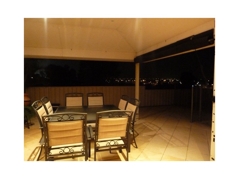 20 Henley Park Rise, Pearsall WA 6065