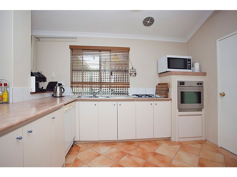 2 Walbrook Mews, Landsdale WA 6065