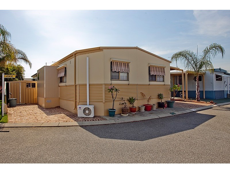 72/30 Mangano Place, Wanneroo WA 6065