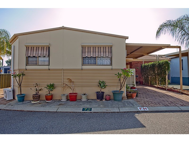 72/30 Mangano Place, Wanneroo WA 6065