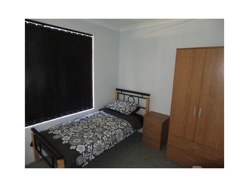 4/17 Mathoura Street, Midland WA 6056