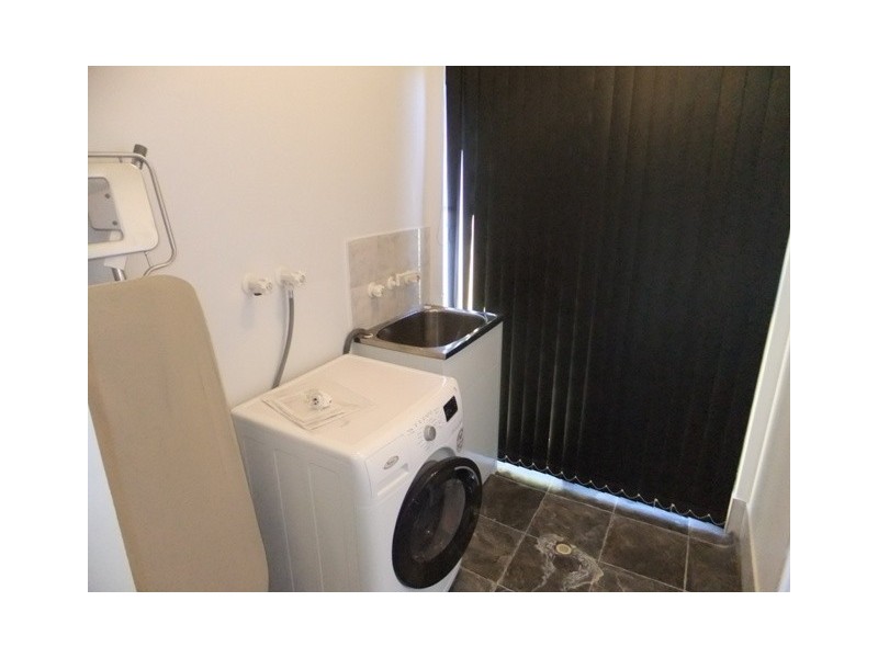 4/17 Mathoura Street, Midland WA 6056